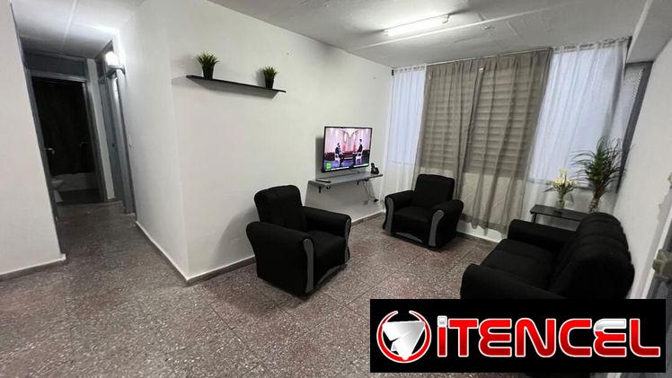 Alquiler de apart. 2 cuartos en el Vedado