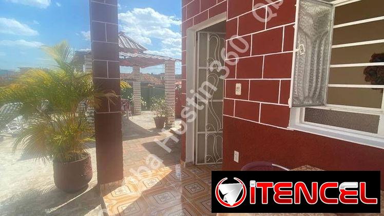 Hostal en Camaguey con 3 habitaciones en el centro de la ciudad.