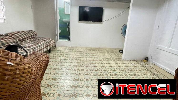 Tu Oportunidad en el Corazón del Vedado. Apartamento Listo para Rentar o Vivir. A pasos de la Embajada Americana