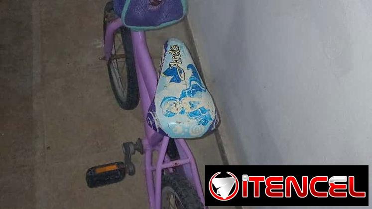 Bicicleta para niños de uso. 58274462