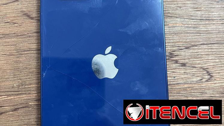 iPhone 12 con 100 de batería. Me ajusto con dinero en mano