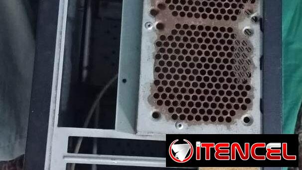 CHASIS HAIER EN BUEN ESTADO, OXIDO DETRAS DONDE VAN LOS FANES, FUNCIONA UN SOLO USB, AL 52843801