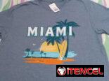 Pulovers el azul talla L y el morado talla XXl.
