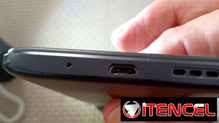 Movil como nuevo REDMI 9A 2-32 GB en Galiano, con acesorios