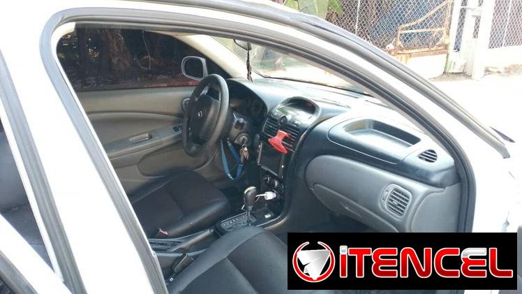 Renault Scala 2012