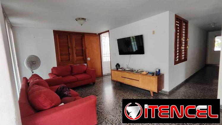 🏠Casas Habana: Agencia Inmobiliaria en Cuba 🏠 Ref: CHNV175E Enlace a WhatsApp:  https://wa.me/qr/GJXKA5I3VIAWN1 🏠Se v