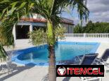Renta casa con piscina grande a 7 cuadras playa de Guanabo  😎 4 habitaciones climatizadas,  +53 52463651 x WhatsApp, R