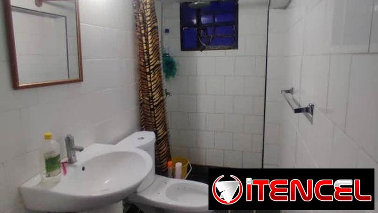 Apto en bajos recién remodelado cerca de 20 y 17 en el Vedado !!!