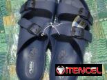 Chancletas y zapatos