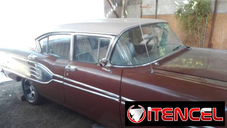 Vendo o hago negocio Pontiac 1958