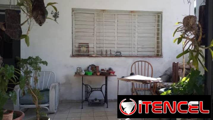 Casa nuevo vedado 3/4 carpohs Ver Dentro