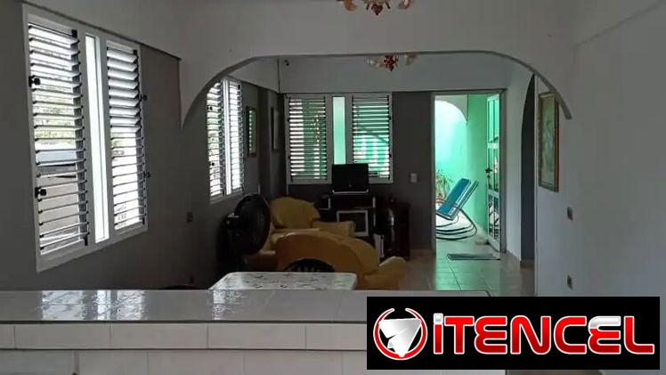 🟢🟢🟢 Varadero. Casa con 3 cuartos independientes.