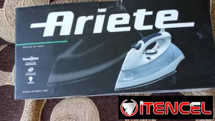 Plancha de vapor, Nueva en su caja