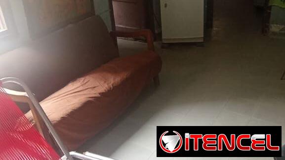 Se vende o permuta apartamento de los años 50 de 1/4 en Centro Habana