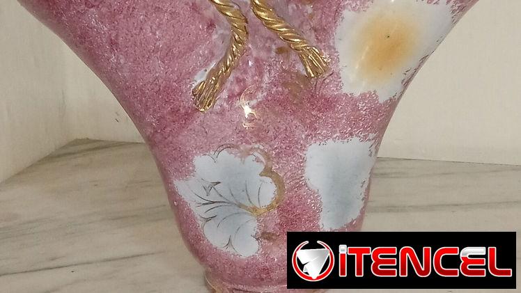Búcaro de porcelana