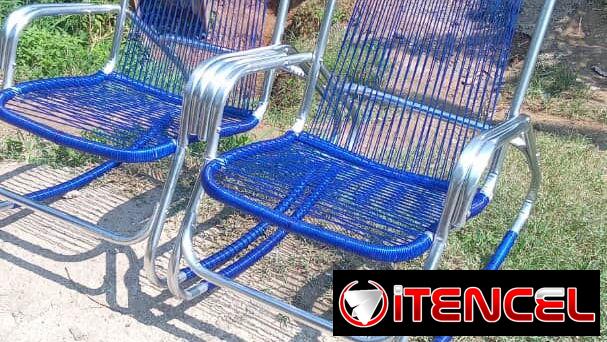 Sillón y sillas de Suiza