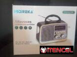Radio de corriente 110 voll y bateria Funciona sin corriente tambien.