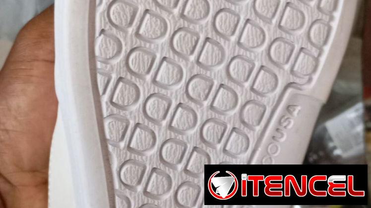 DCshoe marca lider en skateboard #43