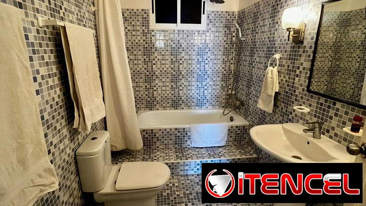🌊🛋️ Apartamento con terraza frente al mar y vista al Malecón REF 1378