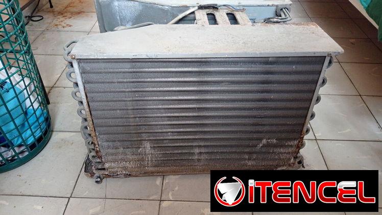 Aire acondicionado Fujitsu de 2t roto