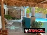 Se renta casa a 1km de la playa de Guanabo con piscina por el gato verde. +53 54026428