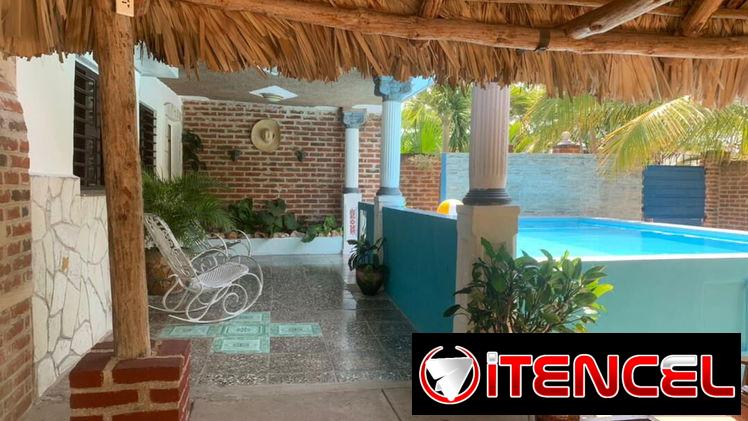 Se renta casa a 1km de la playa de Guanabo con piscina por el gato verde. +53 54026428