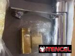 Ducha de tres tiros , fregadero , llaves mezcladoras entre otros