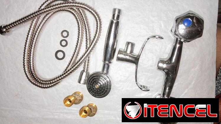 Se vende mezcladora para ducha de acero inoxidable nueva en su caja.