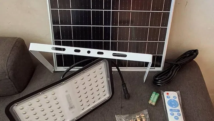 Reflectores de 40,80 y 120w nuevos en 📦