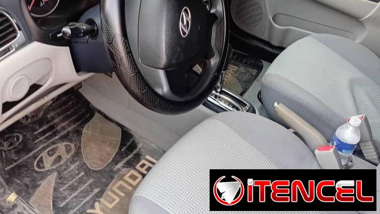 ⛔️ HIUNDAY ACCENT 2006 AUTOMATICO BUENO DE PINTURA Y CHAPISTERIA TODO TRABAJA AL 100 VENTANILLAS ELETRICA ⛔️
