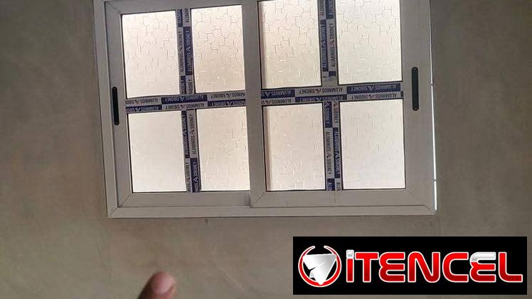 **¡TRANSFORMA TU HOGAR CON NUESTRO SERVICIO DE MARQUETERÍA DE ALUMINIO Y CRISTALES!** 🛠️ **Ofrecemos:** – Todo