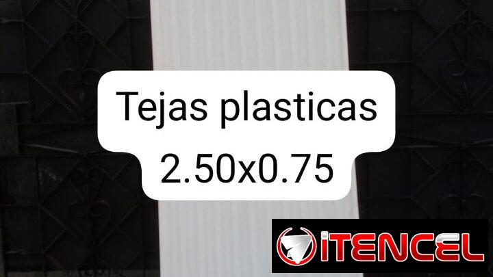 Tejas plásticas blancas de 2 .50 x0 .75