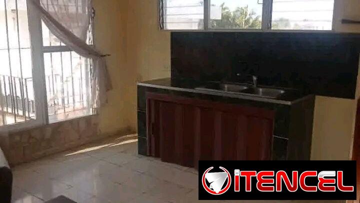 CASA INDEPENDIENTE 🏡🏡🏡  5ta avenida Cercana a la Marina Hemingway