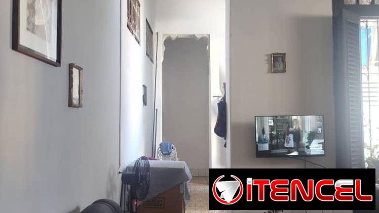 🏡 Casa en venta – Centro Habana (Gervasio entre San José y San Rafael)