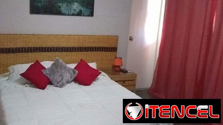 Se renta casa de tres habitaciones en el vedado cerca del malecón habanero.54026428
