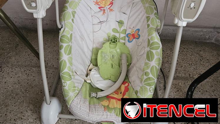 Mecedora de bebé