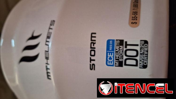 REBAJA!!!Casco original MT STORM