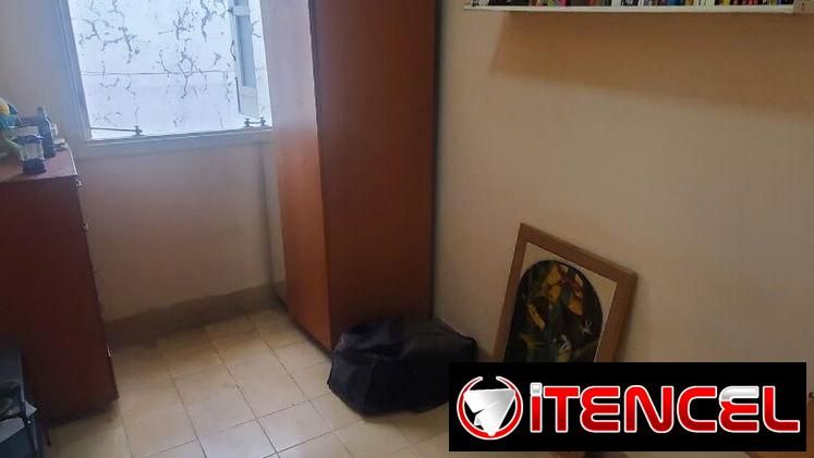 Nuevo precio Apto. En 20 de mayo, muy céntrico