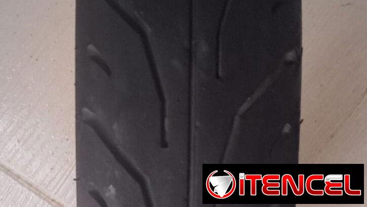Se vende goma nueva 100/90-12