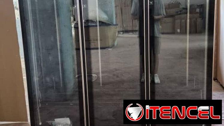 Exhibidora JINGHAN vertical 3 puertas 36 pies