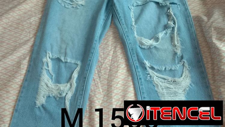 Ropa de uso en perfecto estado, tallas y precios en las fotos