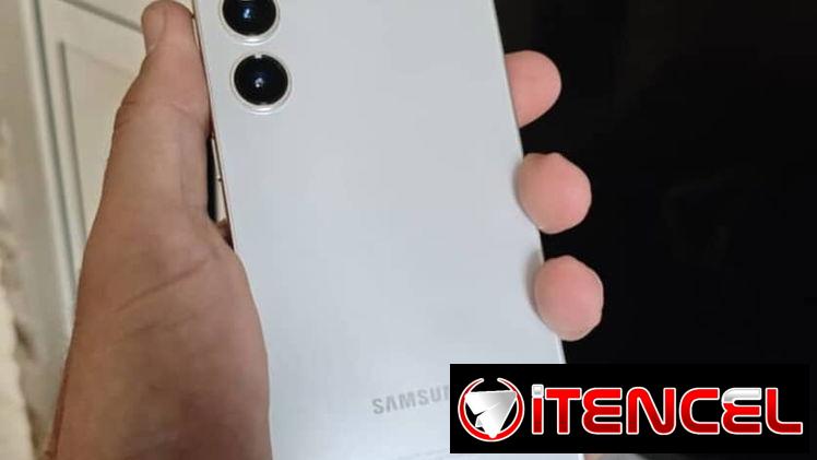 SAMSUNG S24 FE 8RAM + 256 GB interno