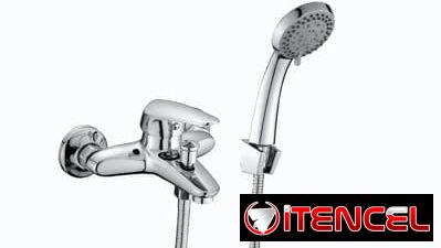 Mescladora de ducha de dos tiros nueva con todos sus accesorios en 35USD