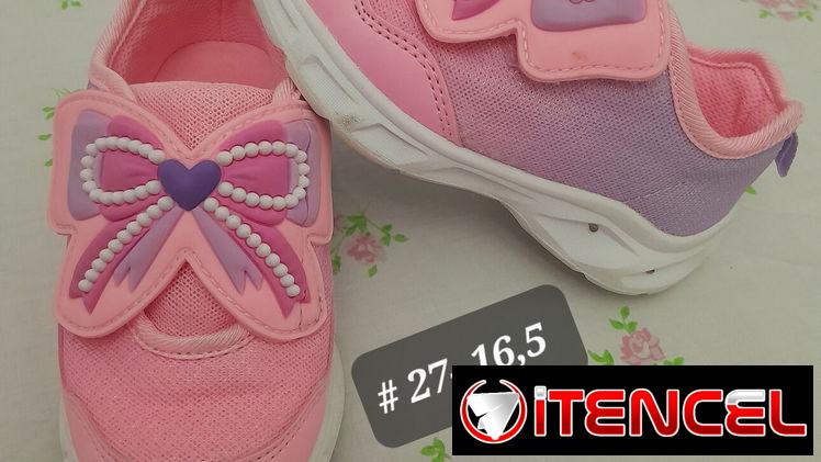 Zapatos para los pequeños de casa