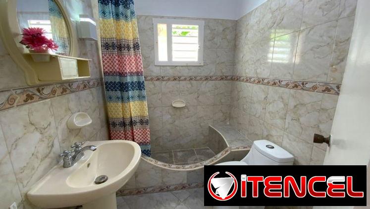 COD.Z 🏝️🌴 Alquiler de Casa con Piscina en Guanabo | 4 Habitaciones hasta 12 Personas 🏊‍♂️