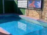 Espectacular piscina para pasadía.