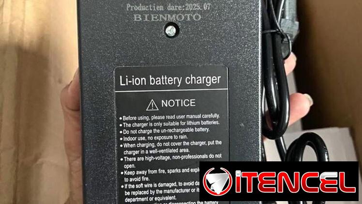 35 y 40 USD CARGADORES🔋 DE LITIO PARA MOTOS Y BICIMOTO