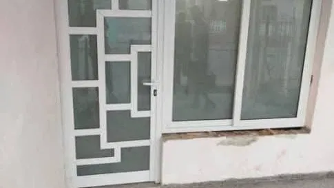 Puertas y ventanas de aluminio y cristal