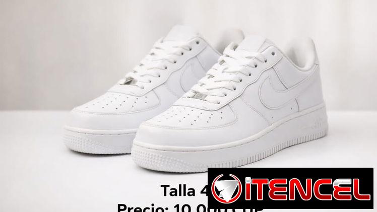 Tenis blancos Nike