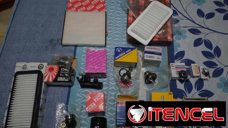 Piezas, Repuestos y Accesorios para auto (carro), marca: Toyota, modelo Yaris, del 2001 al 2005